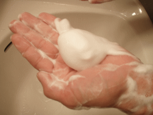 洗顔料の泡立て方法